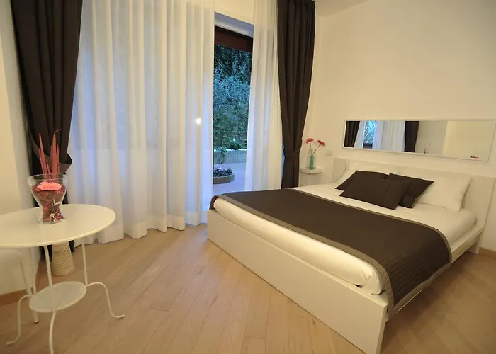 Under The Dome 게스트하우스 *